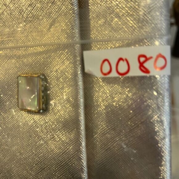 Vintage 60s 70s Shiny Silver Lewisette Clasp Clutch Wallet Coin Purse MOD Magnet - Picture 12 of 12